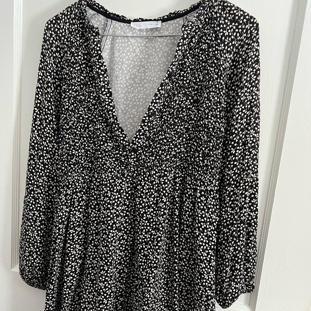 Zara Monochrome Floral Pattern Top Boho